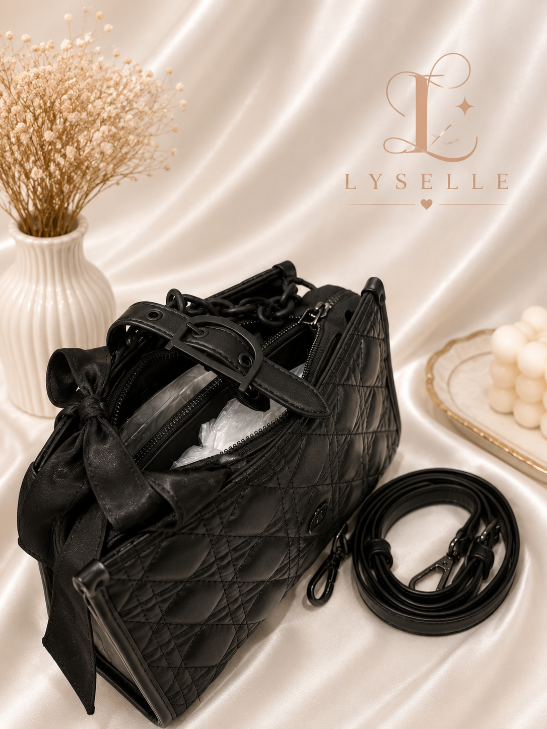 Lyselle Noir Quilted Handbag✨